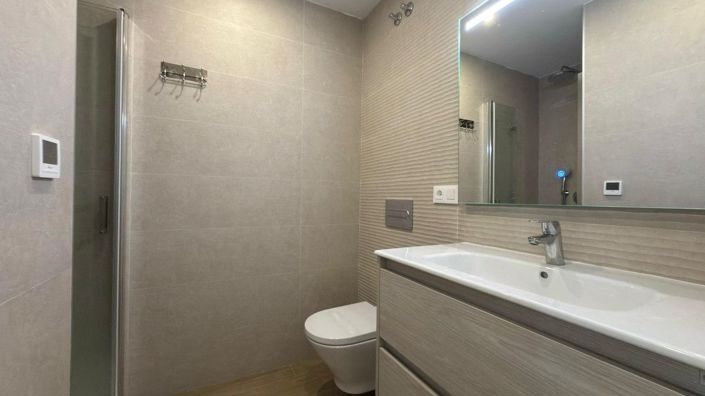 Image No.13-2 Bed Apartment for sale