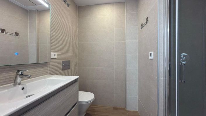 Image No.18-2 Bed Apartment for sale