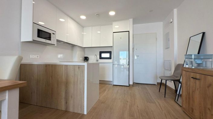 Image No.36-2 Bed Apartment for sale