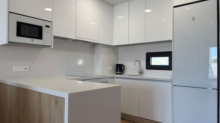 Image No.44-2 Bed Apartment for sale