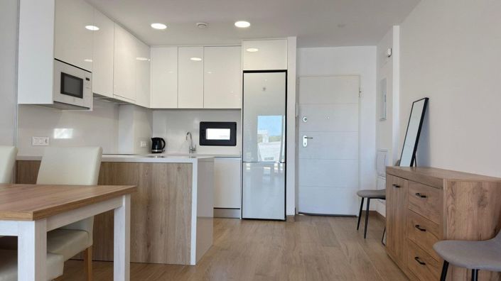 Image No.9-2 Bed Apartment for sale