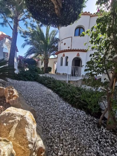 Image No.25-5 Bed Villa for sale