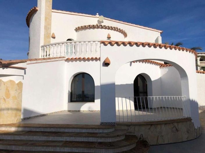 Image No.36-5 Bed Villa for sale