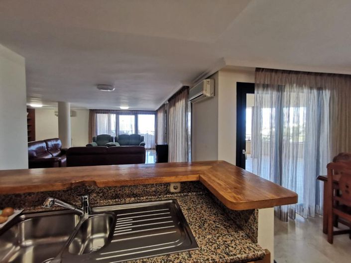 Image No.28-3 Bed Apartment for sale