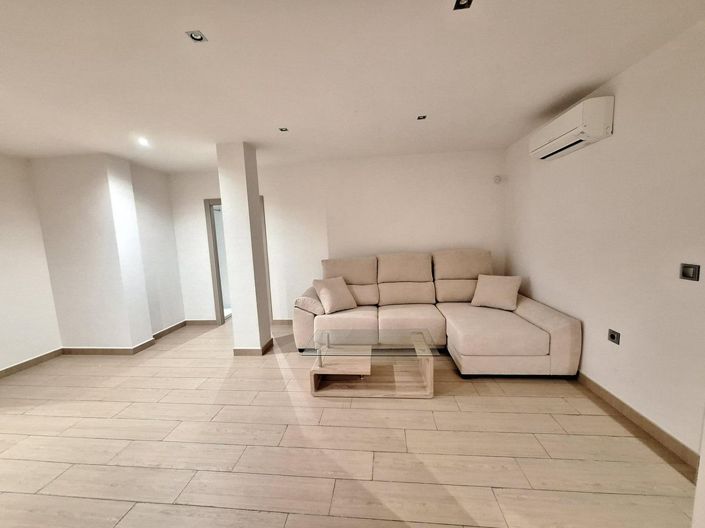 Image No.34-2 Bed Villa for sale