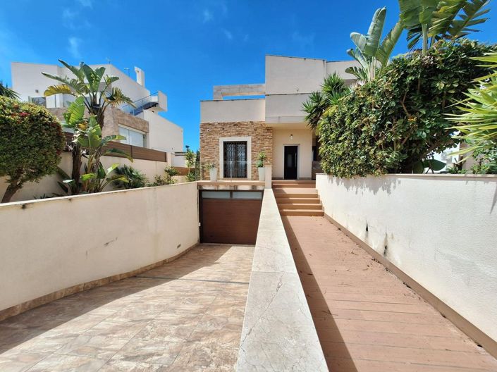 Image No.5-2 Bed Villa for sale