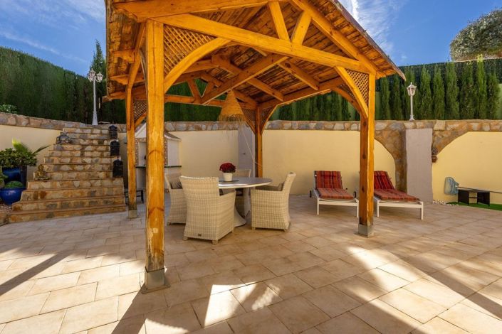 Image No.49-5 Bed Villa for sale