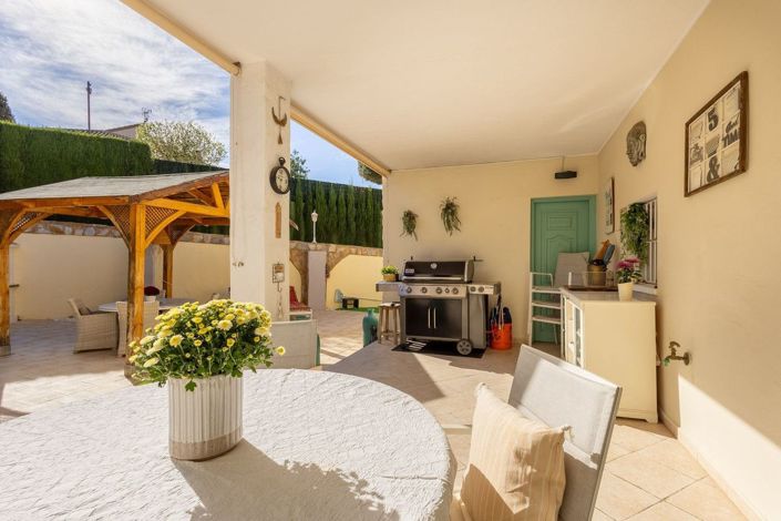 Image No.50-5 Bed Villa for sale
