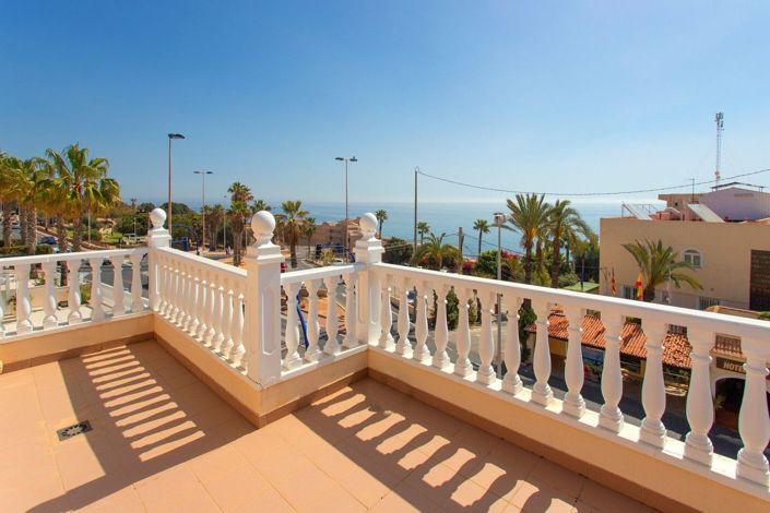 Image No.4-Villa de 4 chambres à vendre à Torrevieja