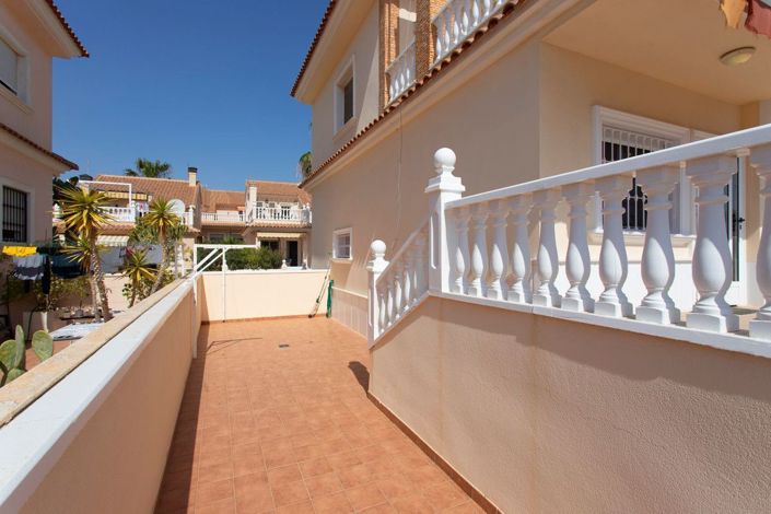 Image No.8-Villa de 4 chambres à vendre à Torrevieja