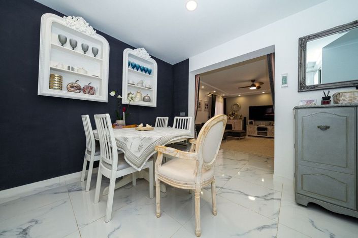 Image No.17-5 Bed Villa for sale