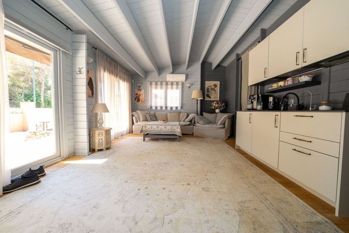 Image No.38-5 Bed Villa for sale
