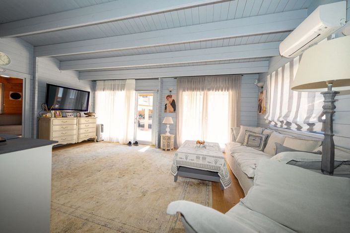 Image No.42-5 Bed Villa for sale