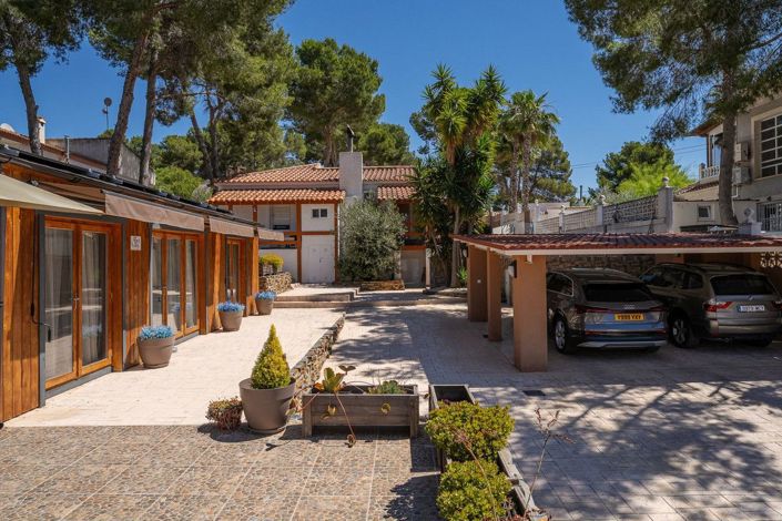 Image No.46-5 Bed Villa for sale