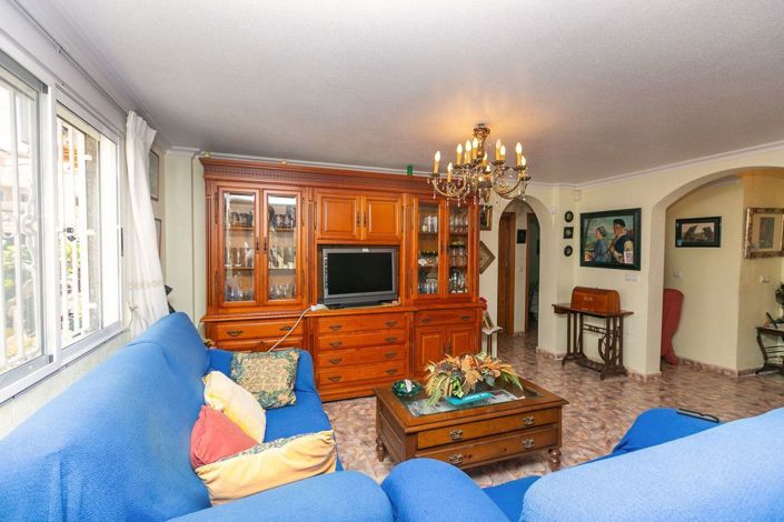 Image No.18-4 Bed Villa for sale