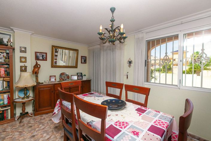 Image No.21-4 Bed Villa for sale