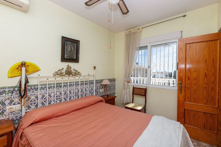 Image No.38-4 Bed Villa for sale