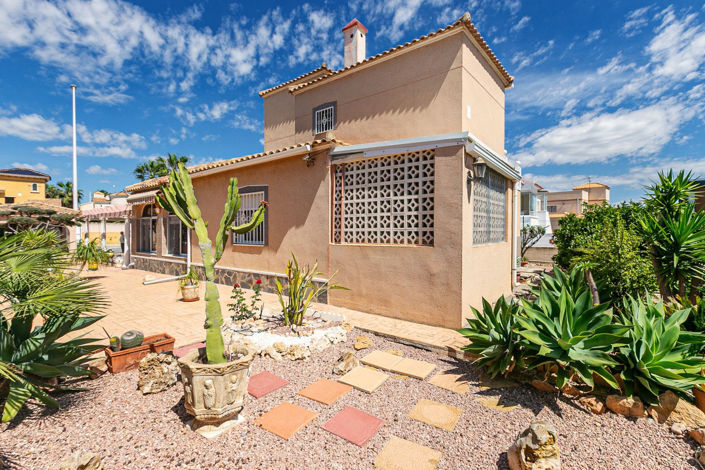 Image No.5-4 Bed Villa for sale