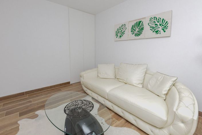 Image No.20-3 Bed Villa for sale