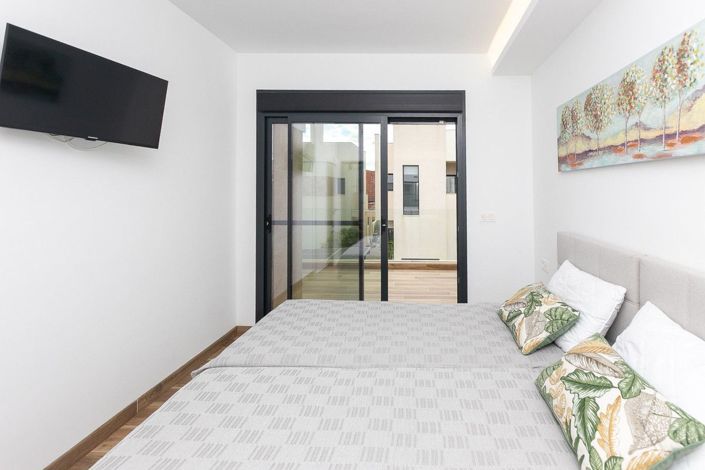 Image No.29-3 Bed Villa for sale