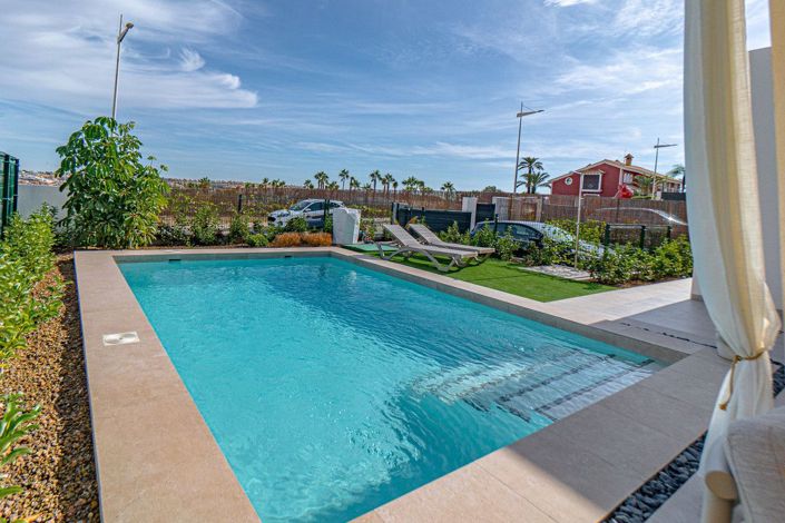 Image No.4-3 Bed Villa for sale