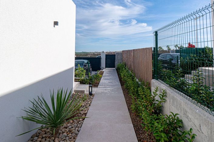 Image No.48-3 Bed Villa for sale