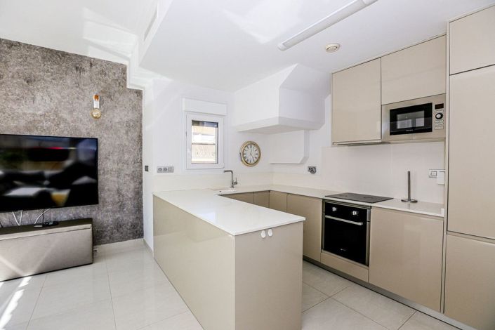 Image No.12-3 Bed Villa for sale