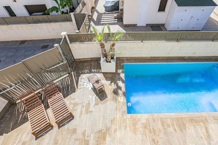 Image No.3-3 Bed Villa for sale