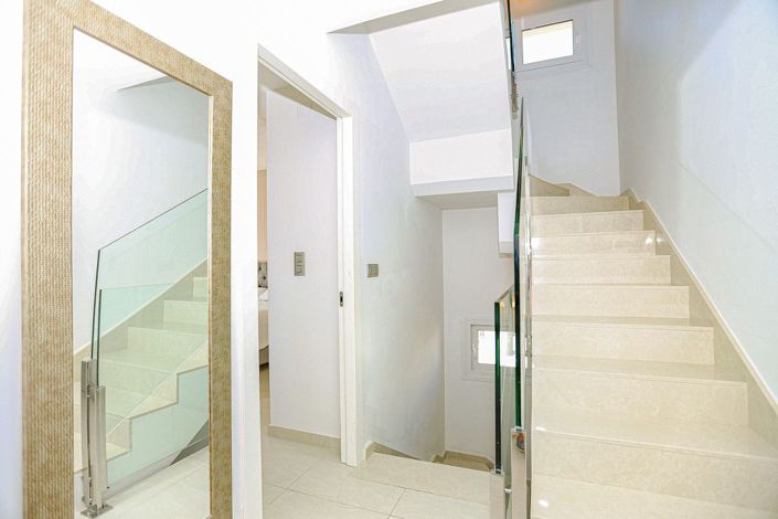 Image No.35-3 Bed Villa for sale