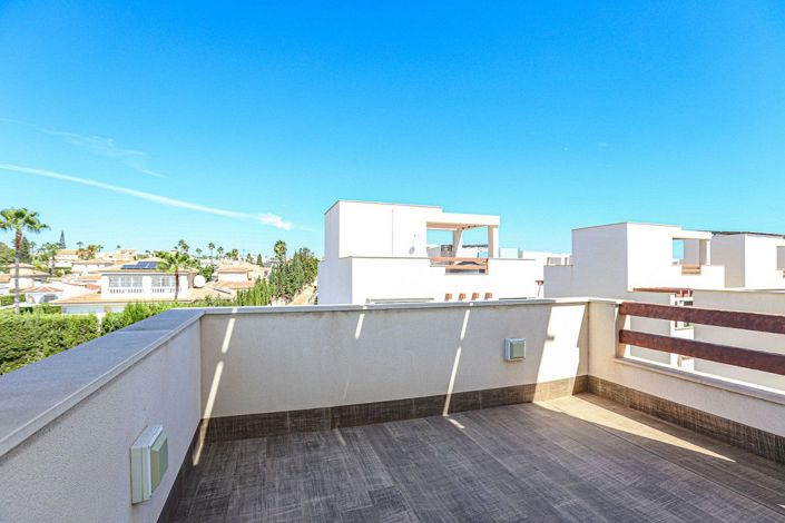 Image No.38-3 Bed Villa for sale