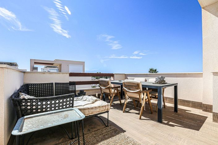 Image No.5-3 Bed Villa for sale