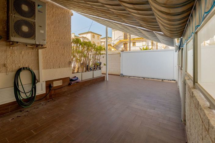 Image No.44-5 Bed Villa for sale
