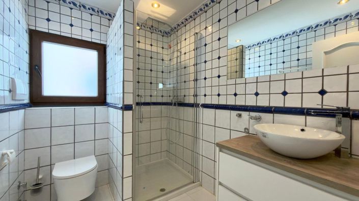 Image No.14-5 Bed Villa for sale