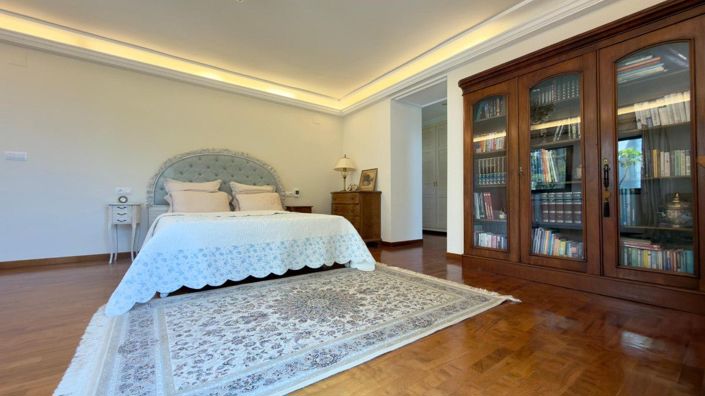 Image No.46-5 Bed Villa for sale