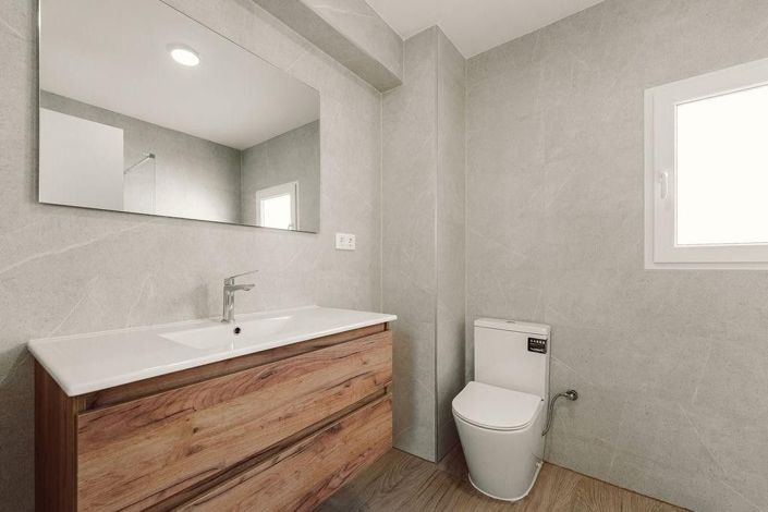 Image No.17-4 Bed Apartment for sale