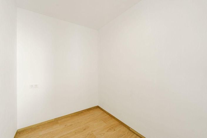 Image No.23-4 Bed Apartment for sale