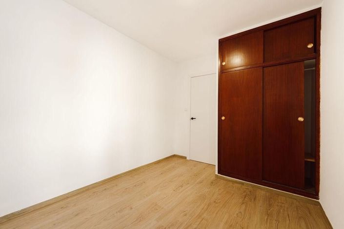 Image No.28-4 Bed Apartment for sale