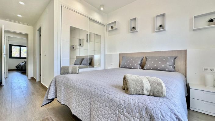 Image No.14-2 Bed Apartment for sale
