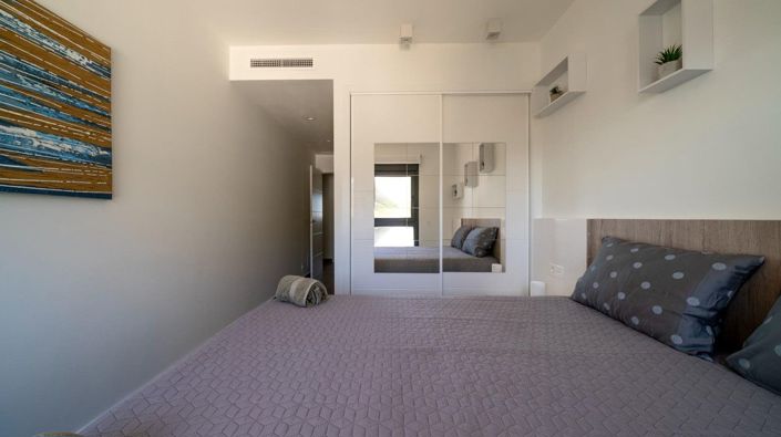 Image No.15-2 Bed Apartment for sale