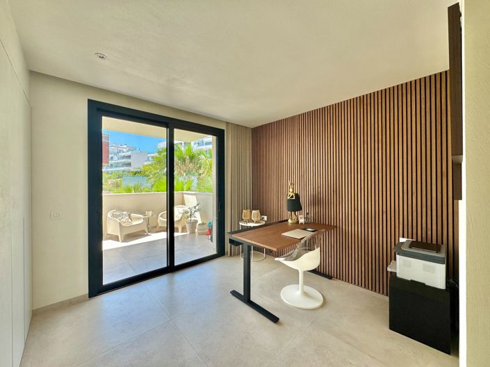 Image No.27-3 Bed Apartment for sale