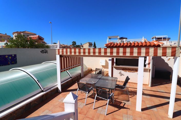Image No.27-3 Bed Villa for sale