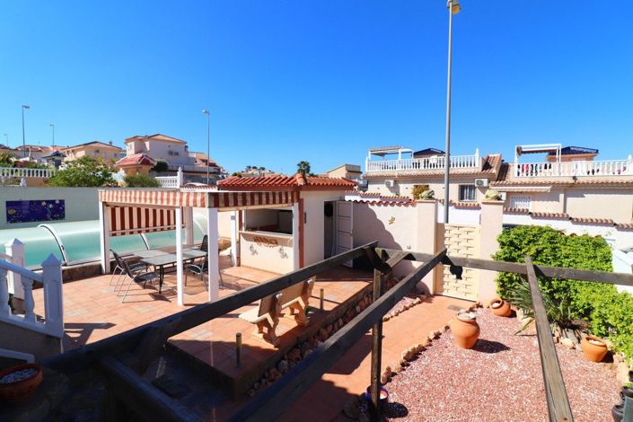 Image No.30-3 Bed Villa for sale