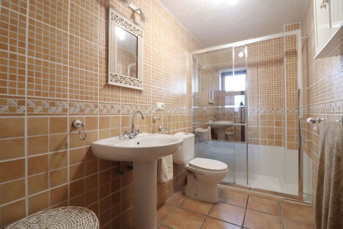 Image No.16-4 Bed Villa for sale