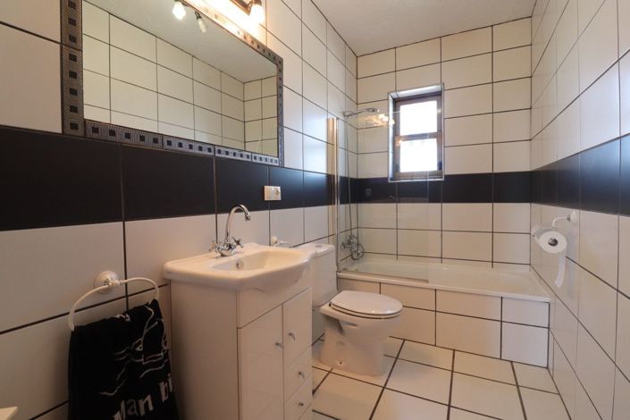 Image No.22-4 Bed Villa for sale