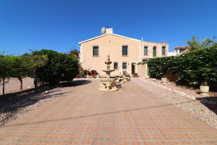 Image No.40-4 Bed Villa for sale