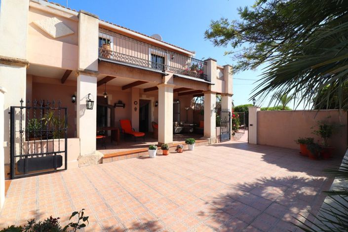 Image No.41-4 Bed Villa for sale