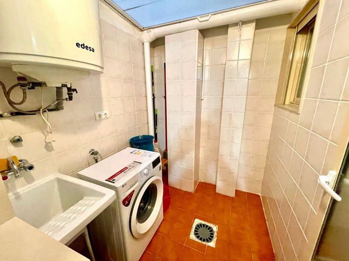 Image No.21-3 Bed Villa for sale