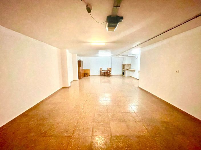 Image No.28-3 Bed Villa for sale