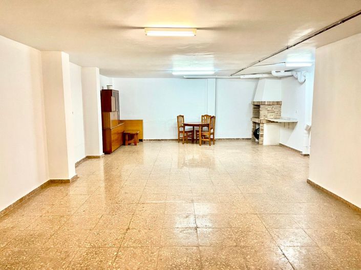 Image No.29-3 Bed Villa for sale