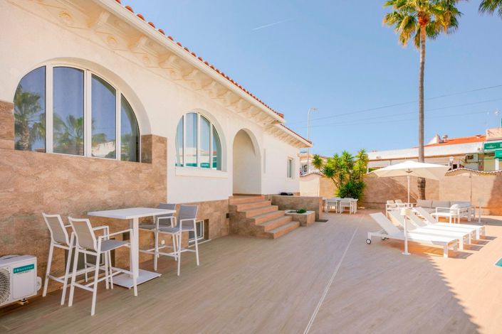 Image No.14-5 Bed Villa for sale